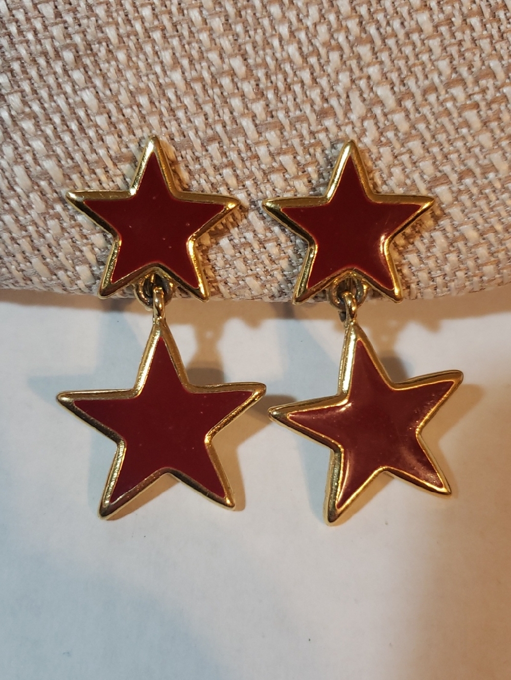 Vintage Napier Goldtone Clip Red Star Drop Dangle Earrings Patriotic Screwback
